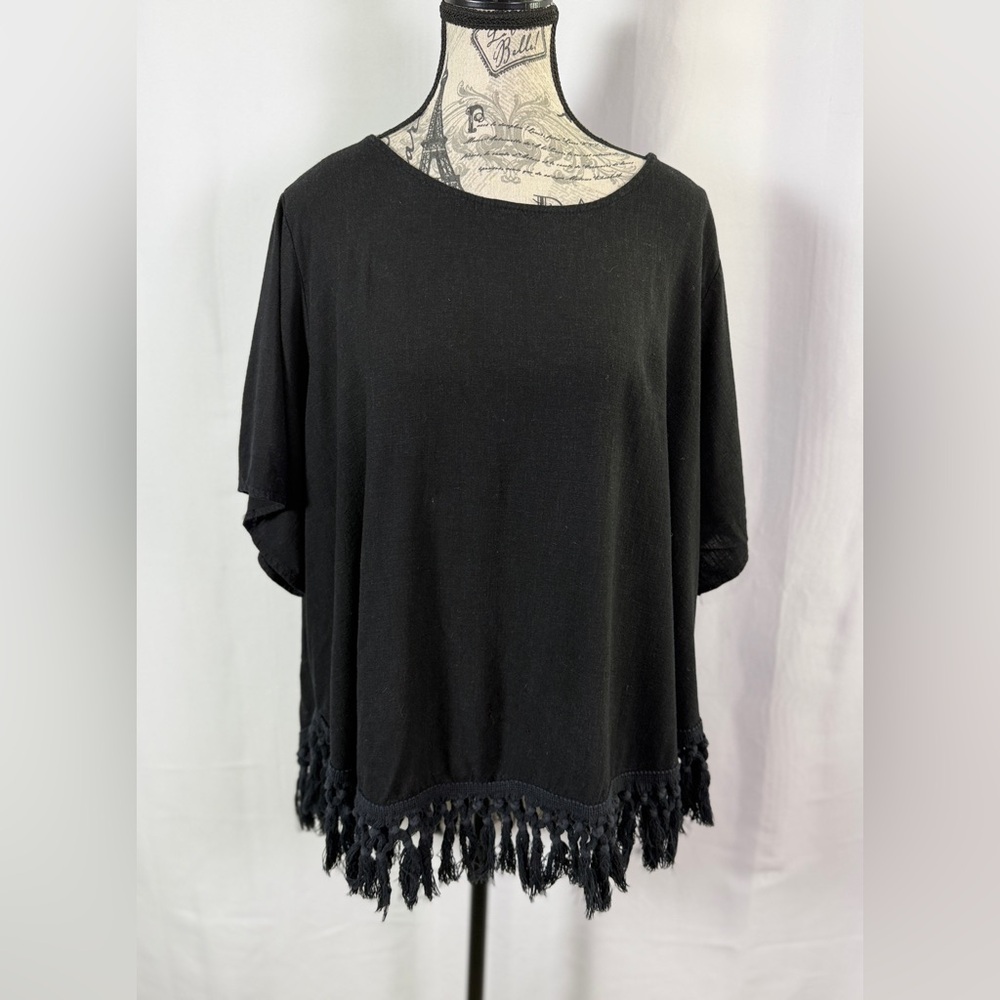 Umgee Cotton Boho Chic Black Tassel & Asymmetrical Hemline Tunic Size L
